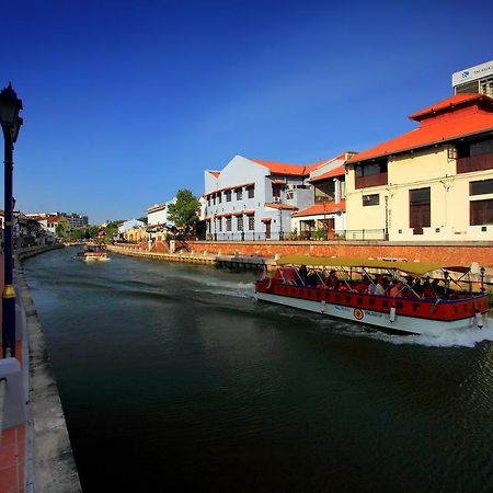Orkid Hotel Melaka Exteriör bild