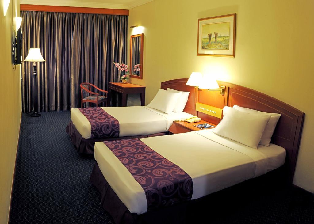 Orkid Hotel Melaka Exteriör bild