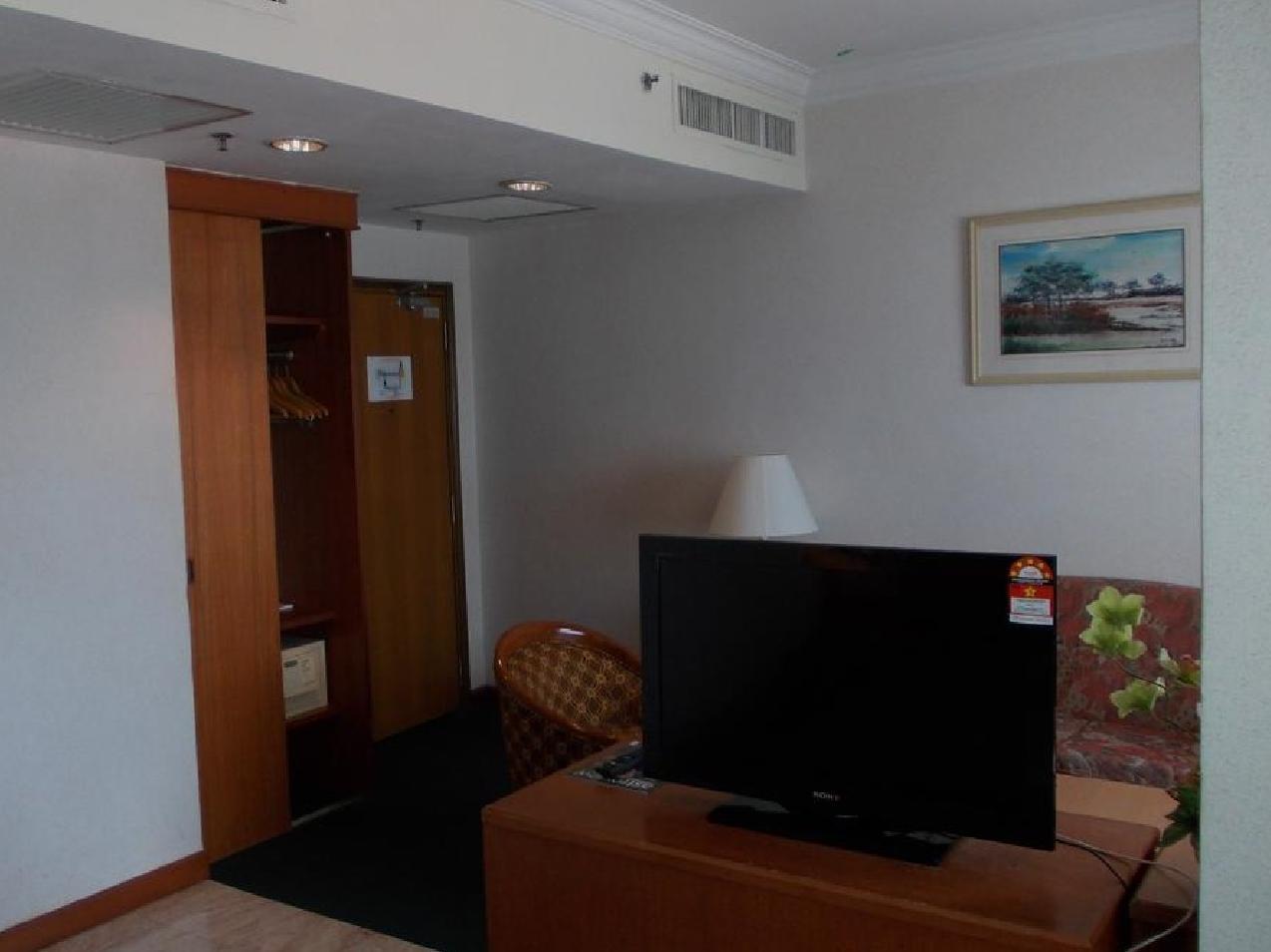Orkid Hotel Melaka Exteriör bild